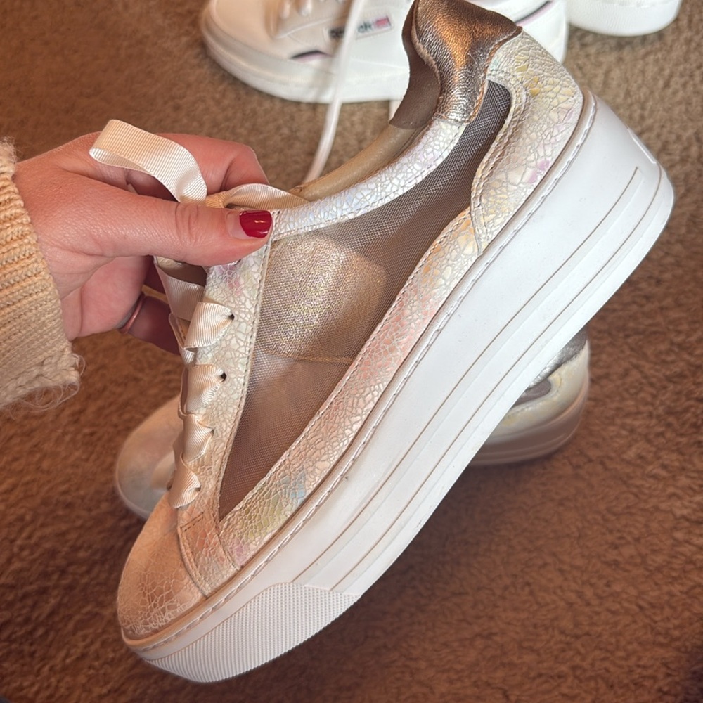 Colorful platform sneakers - Picture 2 of 3